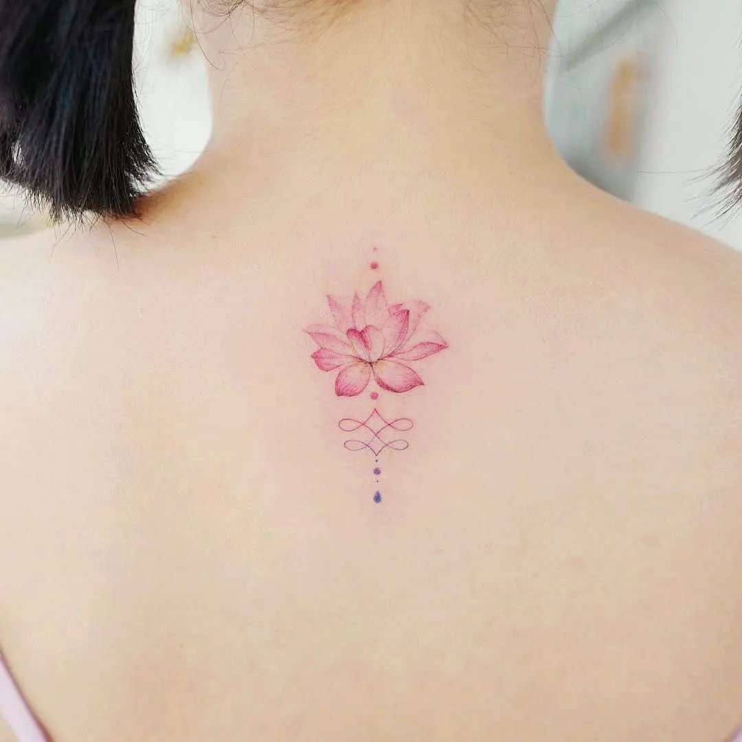 30+ Mẫu Hình Xăm Mini Cho Nữ Ở Lưng Đẹp Nhất